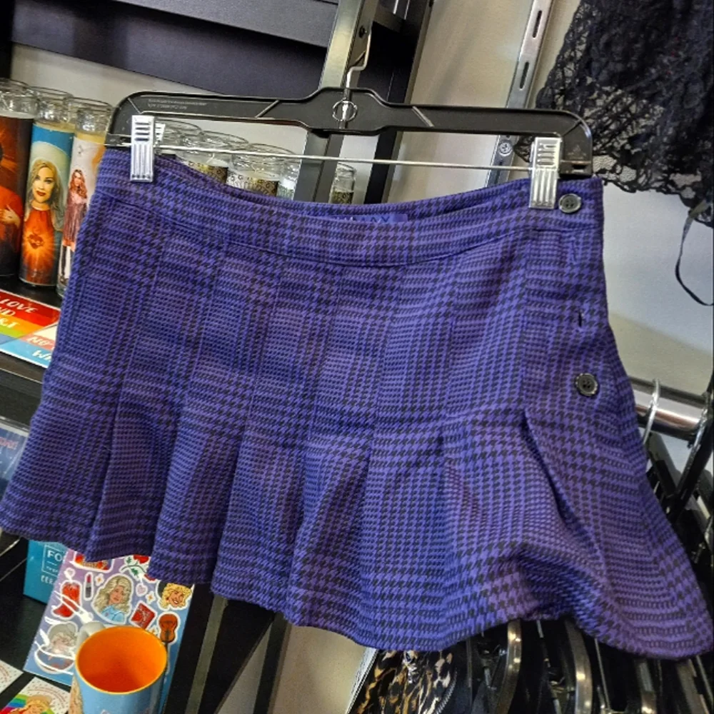 Vintage mini pleated school girl skirt! - Picture 1 of 5